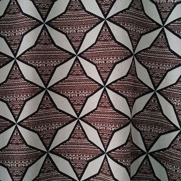 LuLaRoe Gorgeous Cassie Pencil Skirt Gray Black  Sz M NWOT - Picture 2 of 4